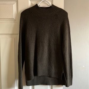 Cute and cozy dark green high neck sweater shirt.
